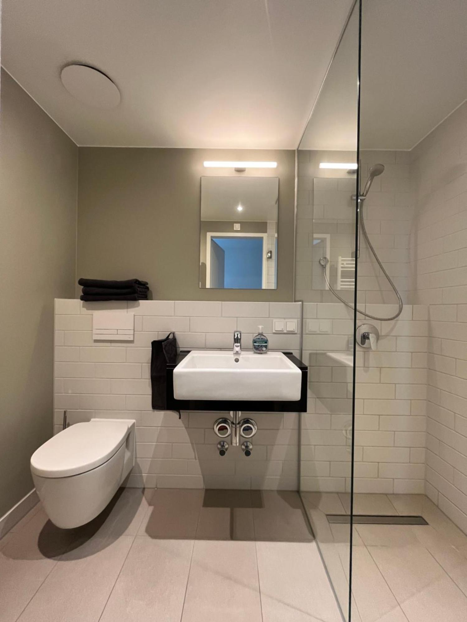 Studio Apartment Uber Den Wolken برلين المظهر الخارجي الصورة